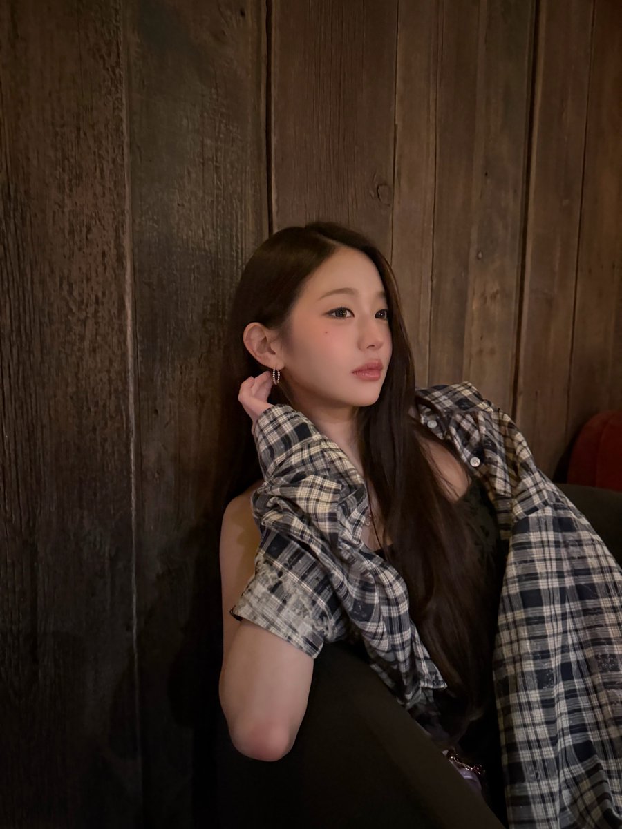 0403FEED's tweet photo. FLANNEL WONYOUNG LIVES IN MY HEART https://t.co/HxWfTKQhWS