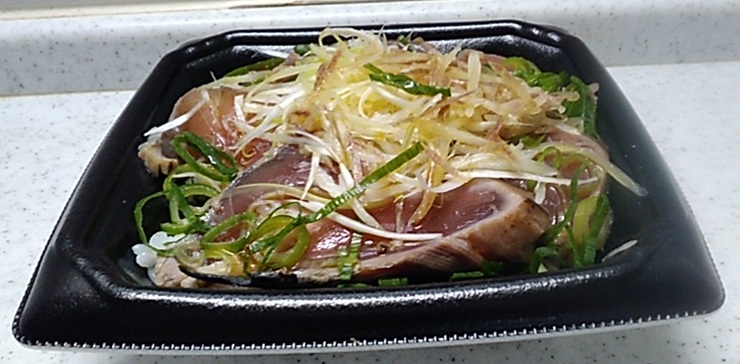 inomama2's tweet photo. 最近の #一人飯 (^_^)/
#とろけるなめらかプリン
#399ちらしかつおのたたき
#ランチパック #ツナマヨネーズ
ランチパック #ピーナッツ

#飯スタグラム #パンスタグラム https://t.co/APE82tzfsv