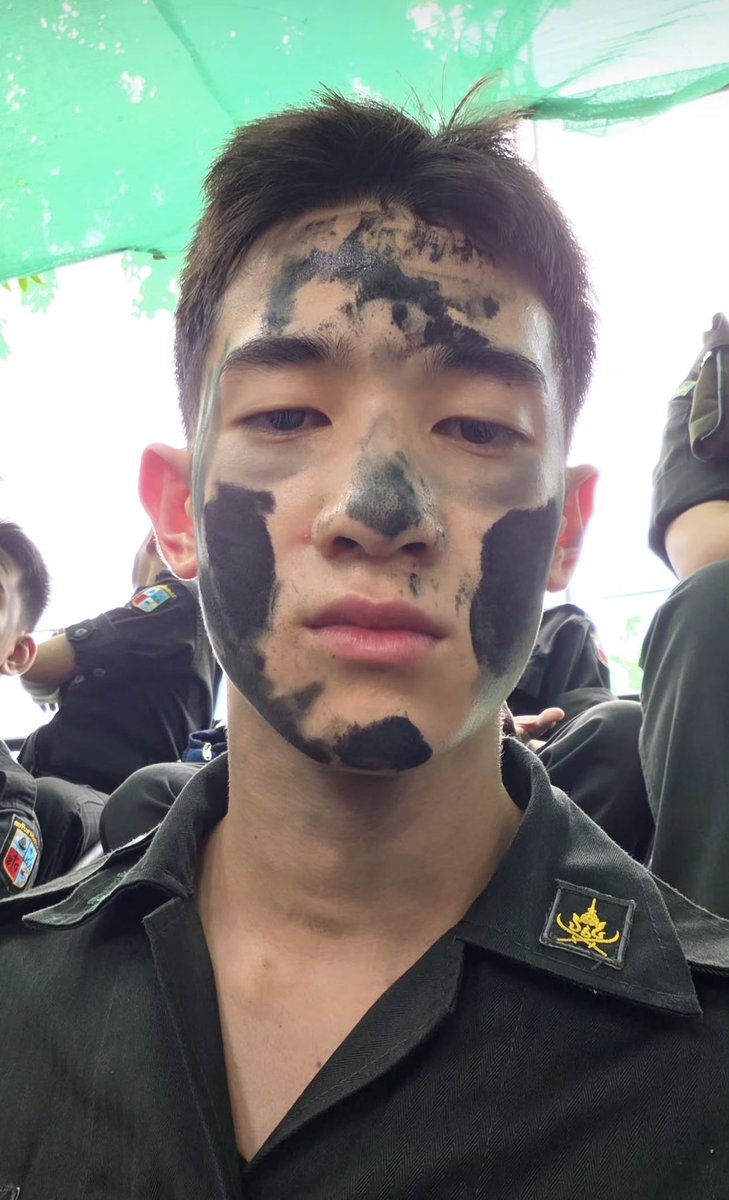 wantnabeyoursss's tweet photo. ปะเก้ดหย๋อ มอมแมมมากอยากจับไปซัก🐈‍⬛
#ProgressPassawish https://t.co/NgsLJ250IR