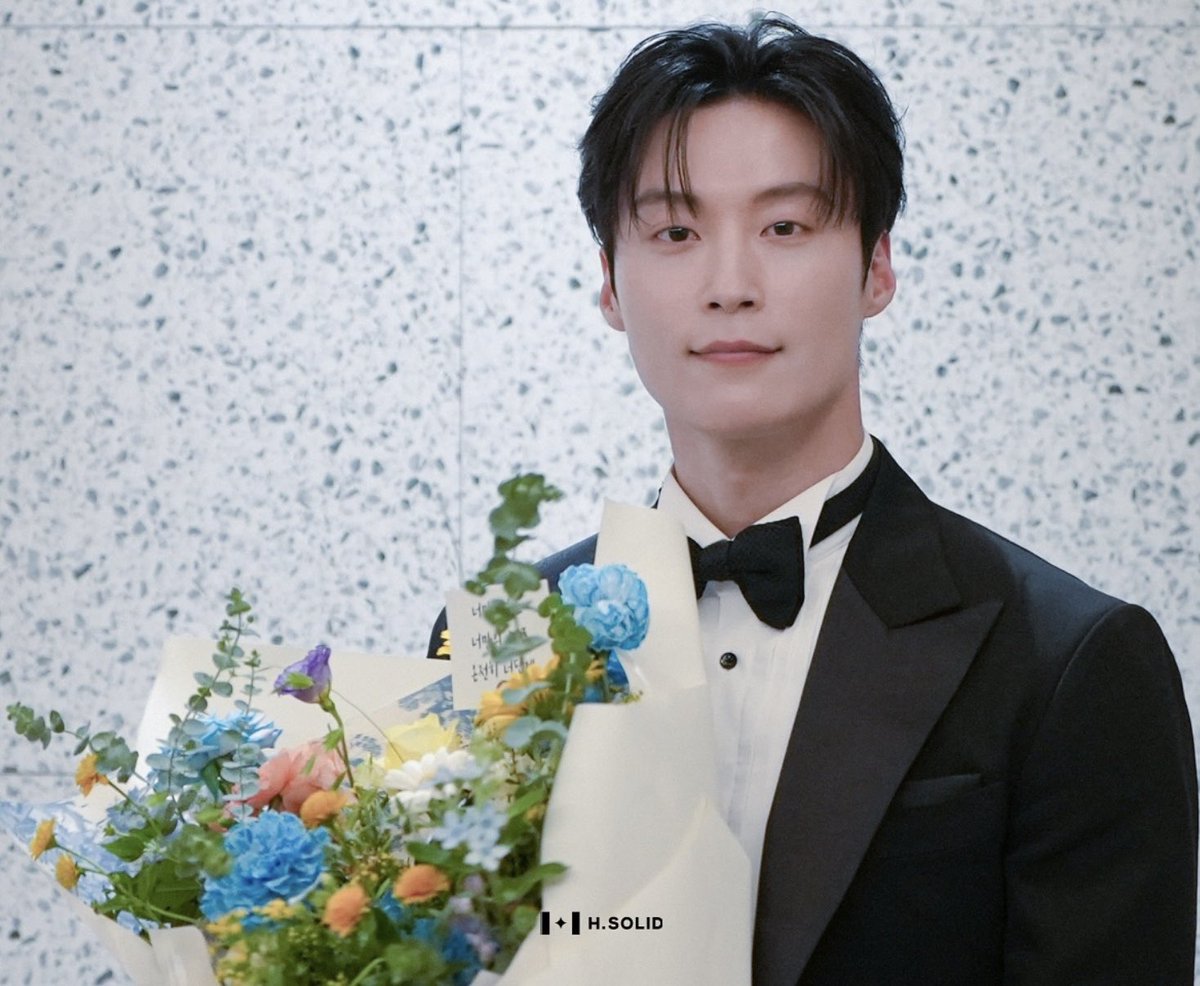뇽뇽 tweet media
