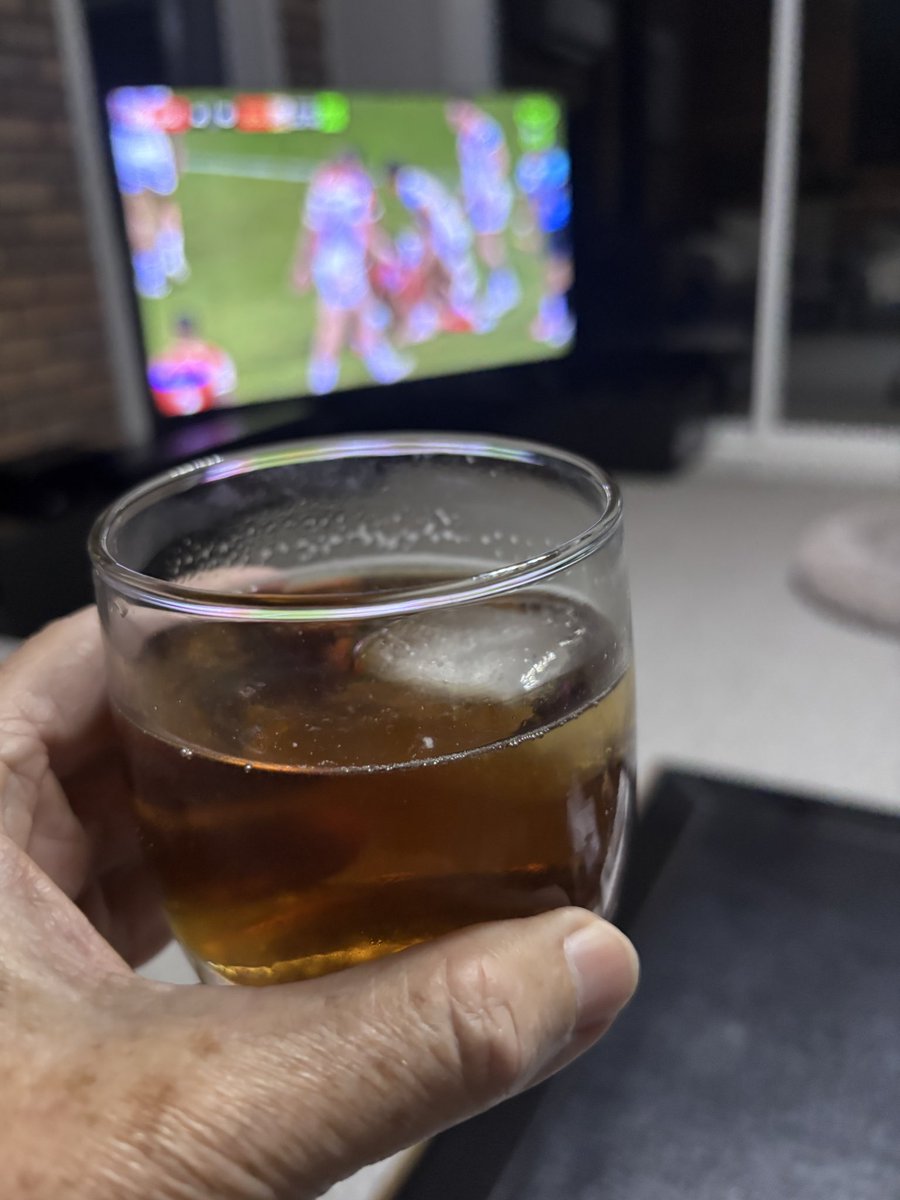 TheRealHepps's tweet photo. @KatyKray73 Footy and a Maker’s Mark https://t.co/wzwwavCTH1