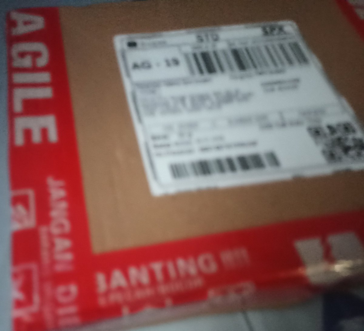yeonjunmentai's tweet photo. gede bgt packingnya oik pdahal cmn pc wkwkwk https://t.co/EHLMYGOASC