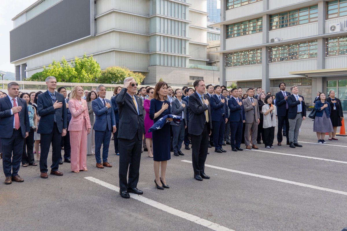 USEmbassySeoul's tweet photo. .@USAmbROK Steel had the honor of raising the American flag with the Embassy’s Marine Security Guards, a symbolic and meaningful start to her tenure as U.S. Ambassador to the ROK. 🇺🇸🇰🇷 https://t.co/88sM3TfM7l