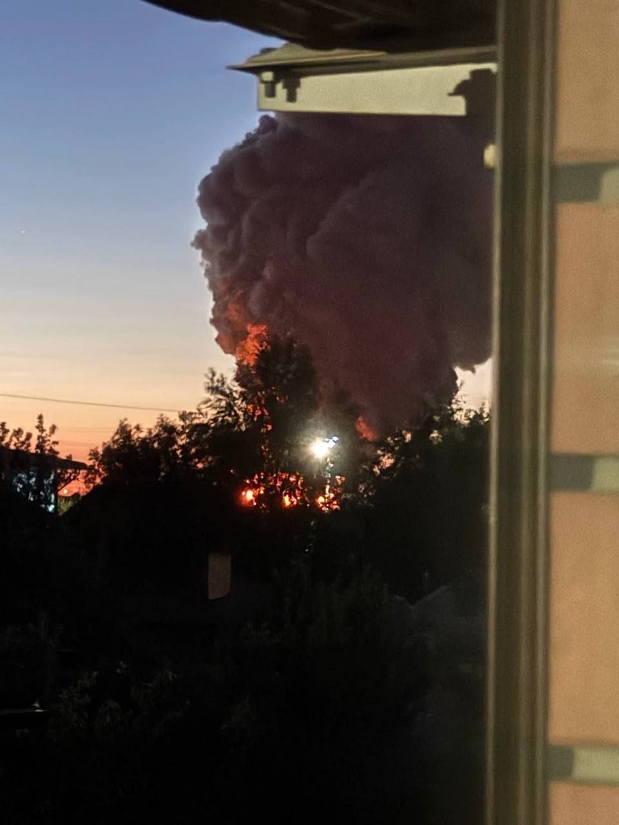 ShaunPinnerUA's tweet photo. 🇺🇦🔥 The SBU, working alongside the Armed Forces of Ukraine, has struck multiple strategic targets inside occupied Crimea and Russia.

According to Ukrainian sources, strikes hit:
• The Yevpatoria Aviation Plant in occupied Crimea, damaging two aircraft storage hangars and a production workshop.
• Infrastructure at the Port of Taman, where a large fire was reported.
• The Volgograd oil refinery.

These strikes are a continuation of Ukraine’s campaign against Russia’s military and logistical infrastructure.