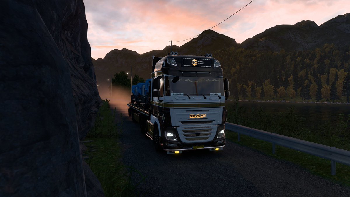 GlobalCargo_VTC's tweet photo. Last trip before it's getting to dark in the mountains
#GlobalCargoVTC #BestCommunityEver #WeCarryTheWorld #scssoftware #ETS2 https://t.co/LqWkPBGiJv