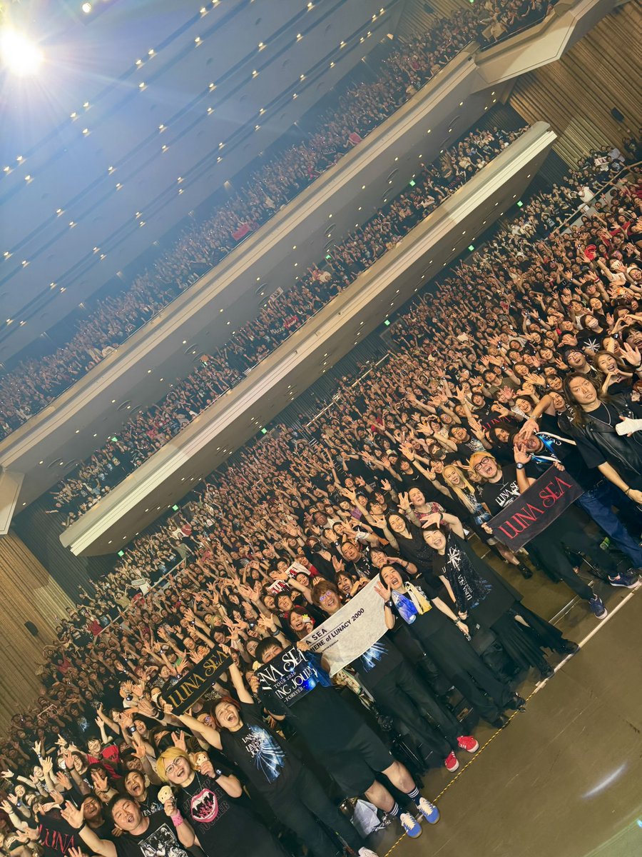 SUGIZOofficial tweet picture
