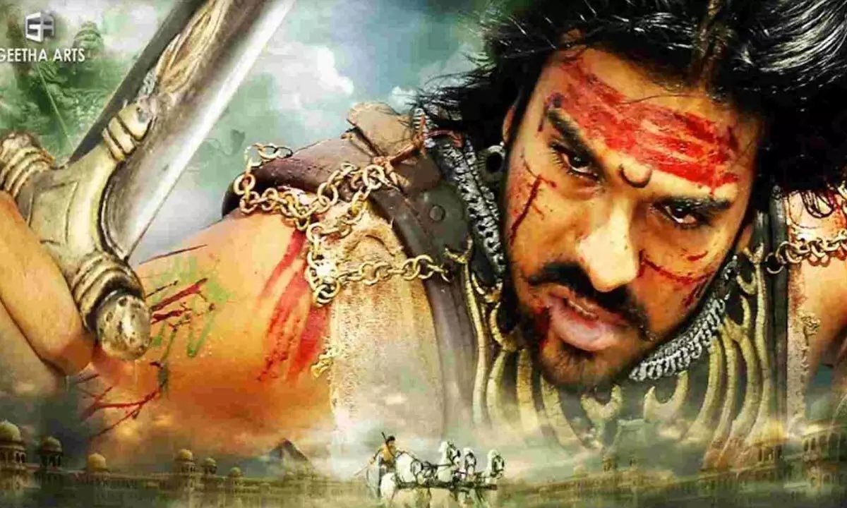 looserr_1's tweet photo. CD lu arigipoyi struck avuthunna chusina movie 'Magadheera' appatlo TFI ki "RamCharan" okkade hero anukunna rojulu kuda ❤️🔥🙌
#17YearsOfMagadheera #RamCharan https://t.co/koXFhkyhTS