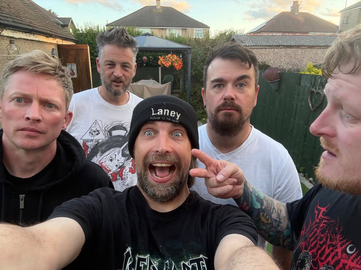 Promethiumband's tweet photo. Rehearsal for next gig
Completed it mate https://t.co/ZrKtUYBqmQ