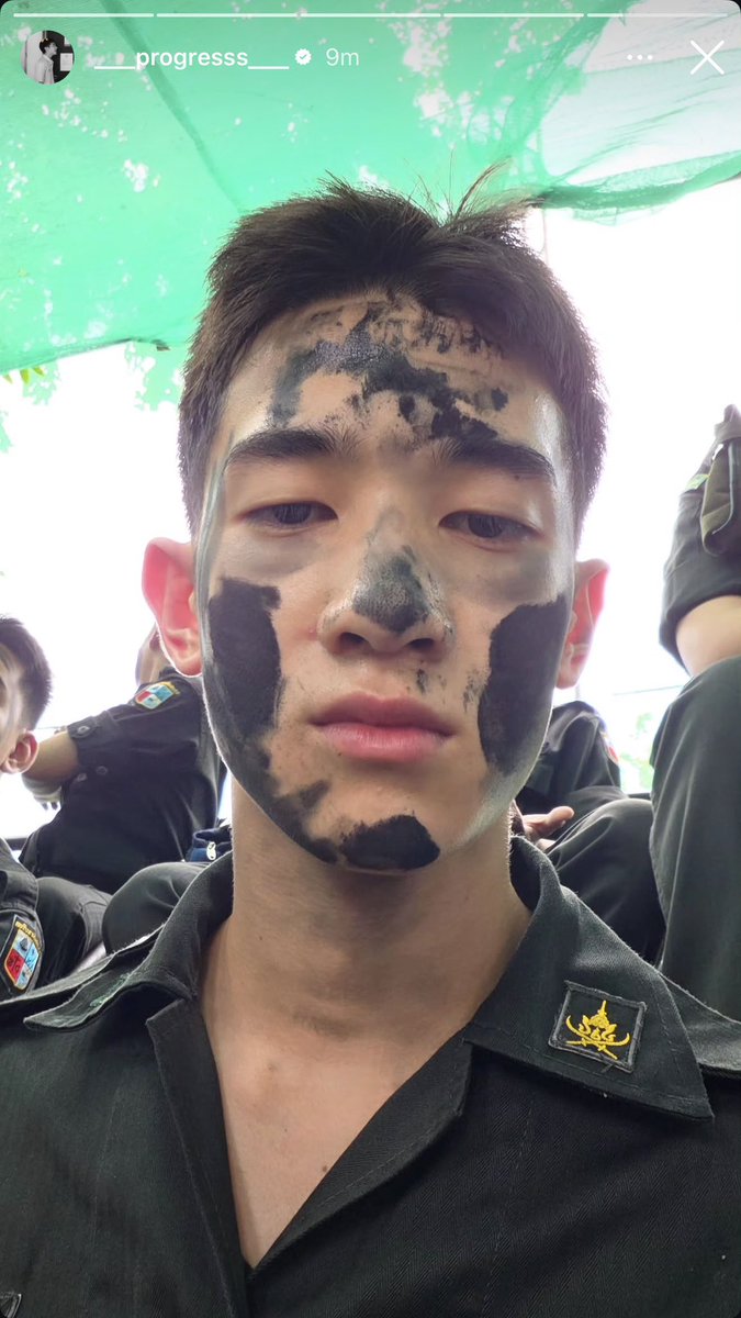 zunyanee's tweet photo. ขนาดเปื้อนยังหล่อเลย งุ้ยยยย

#ProgressPassawish https://t.co/lxmgUTl7ru