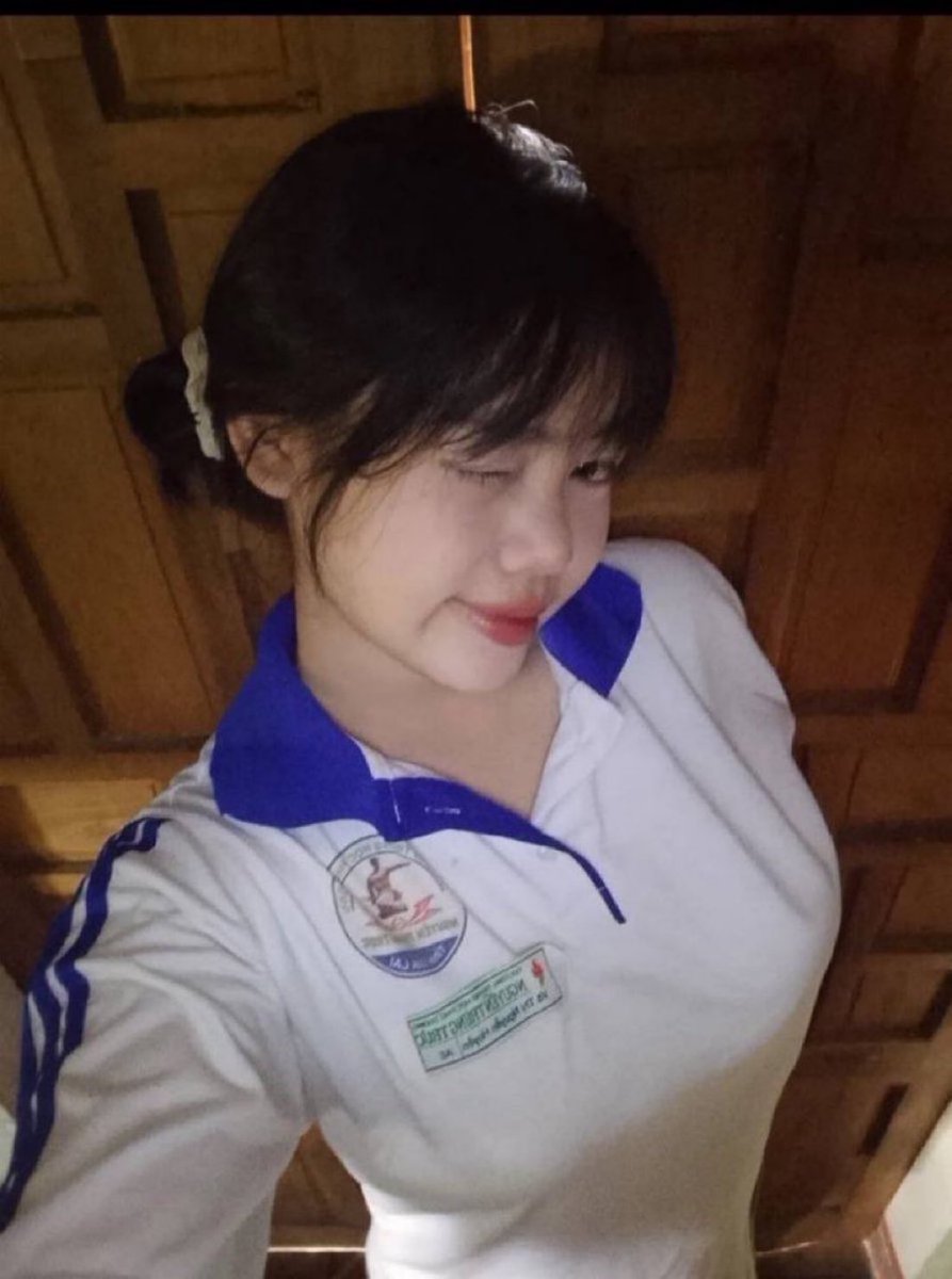 thybaby139's tweet photo. Xem loz hsinh lớp 10 k? Cmt e gửi nè https://t.co/HJfPZmaKwy