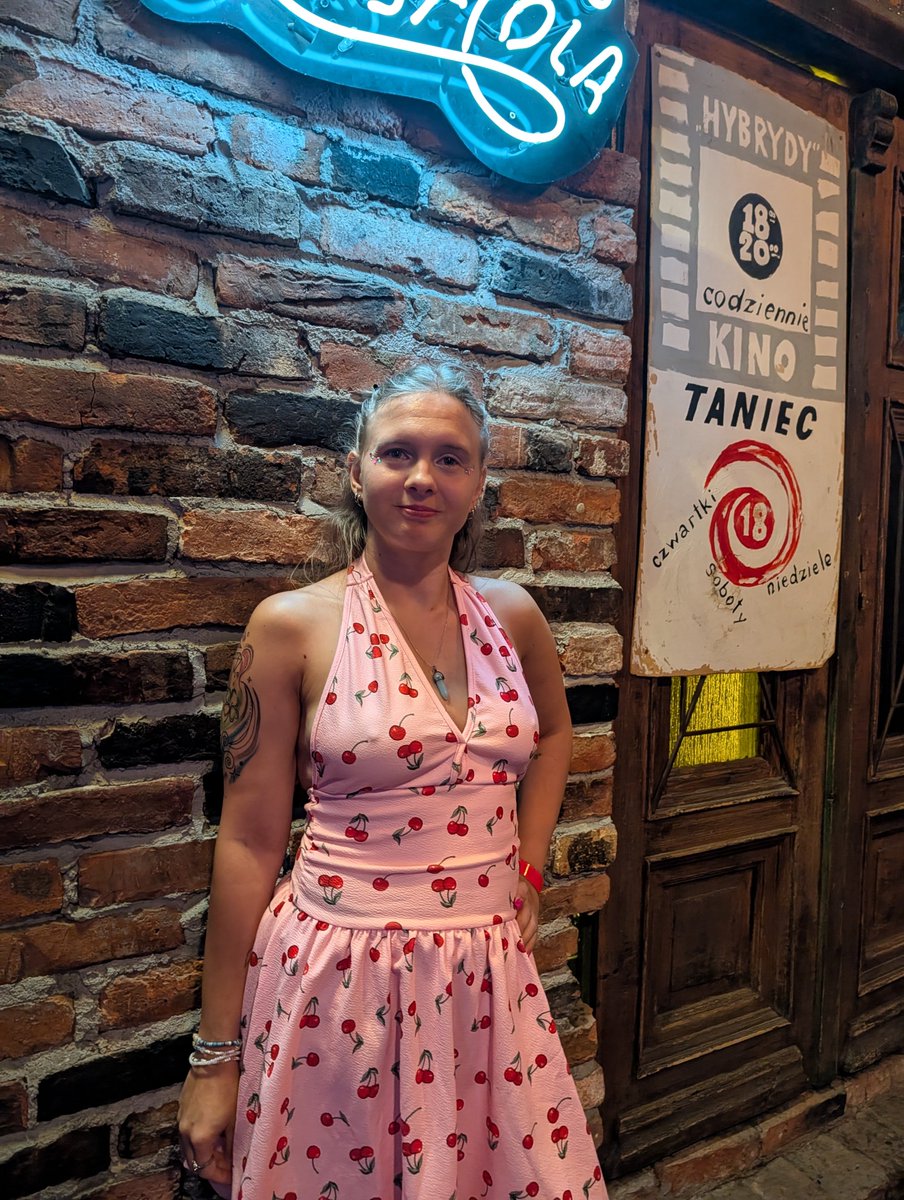 WiktoriaAdamc19 tweet picture