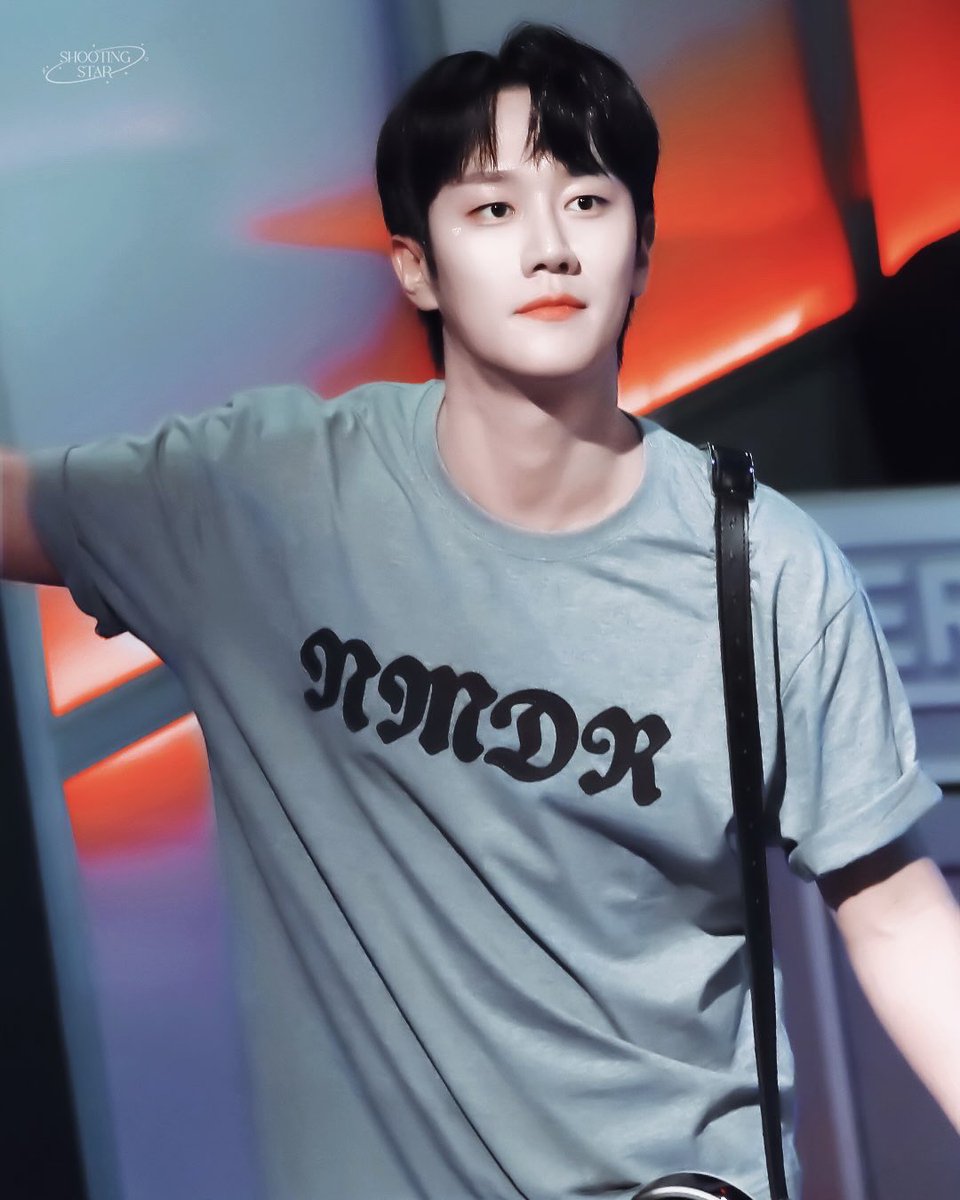 ststarcharl's tweet photo. 260726 6시퇴근 총막

윤지석 #김찰리

보고싶다 찰지석🥹 https://t.co/vxpnnYdBo0