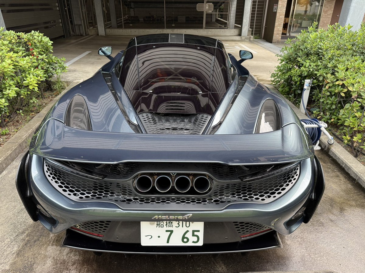 oki765LT's tweet photo. 今自分で洗車した！
めちゃ綺麗になりました笑笑 https://t.co/ai2UEyf0NF