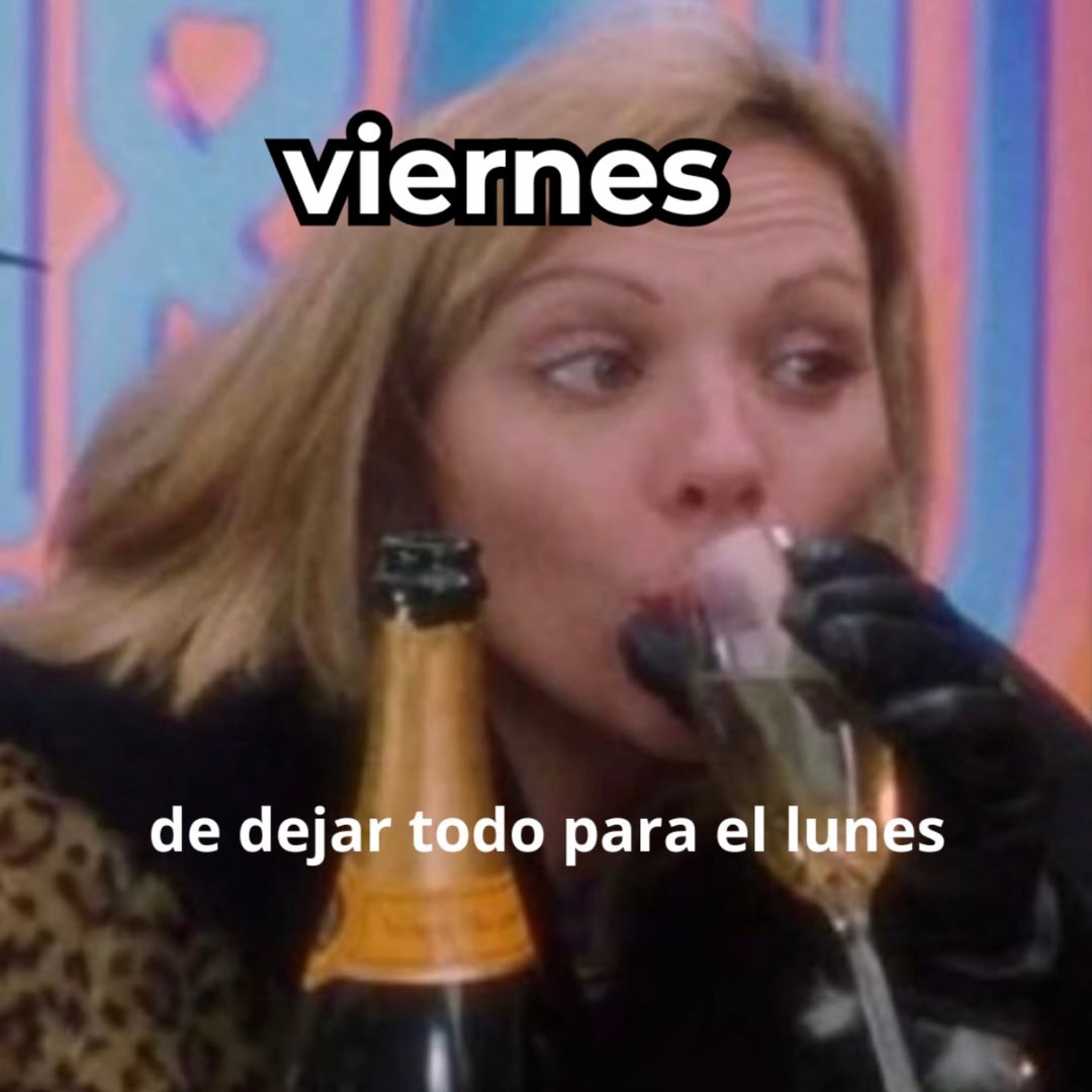 carlaconwifi's tweet photo. viernes de romantizar el trabajooo https://t.co/ESvfCETK1J