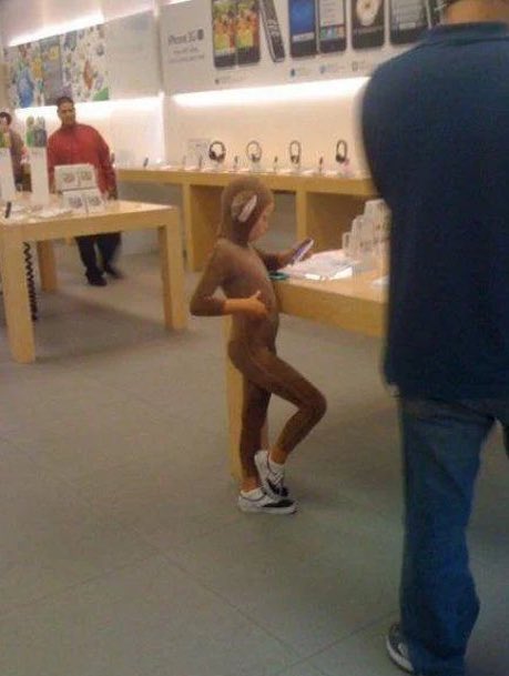 yushionya's tweet photo. i love when yut's stance is like the gay little monkey apple store boy https://t.co/G9s5i9pWgN