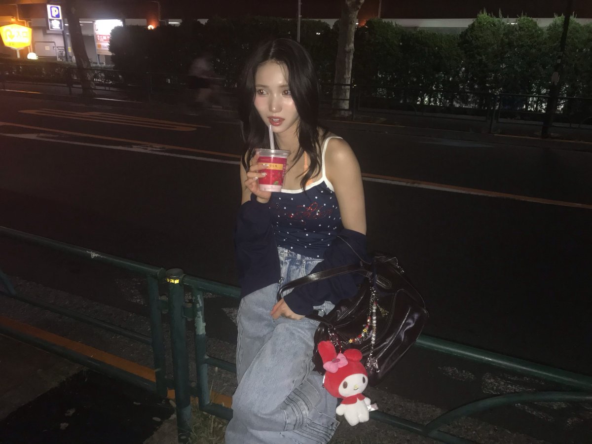 issue_is_coming's tweet photo. 夜の散歩

#ISSUE #NANO https://t.co/VPXC7u0r48