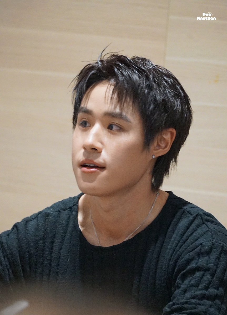Peannutdanth's tweet photo. Hold up, wait a minute
ขอเข้าไปทัก ไปรู้จักเธอสักนิด~♡

LYKNxLYKYOU BOOK FAIR
#งานมหกรรมนิยายนานาชาติ2026xLYKN
#nnutdan 
#LYKN https://t.co/s13c7e83xZ