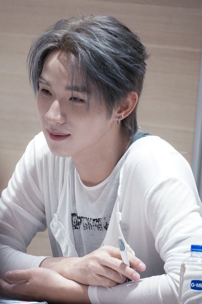 nuriview's tweet photo. 31.07.2026 ~ ละมุมมากกก แล้วฉันอยู่ยังไง 😭 

LYKNxLYKYOU BOOK FAIR
#งานมหกรรมนิยายนานาชาติ2026xLYKN
#hongshihoshi #LYKN https://t.co/hKXabOBger