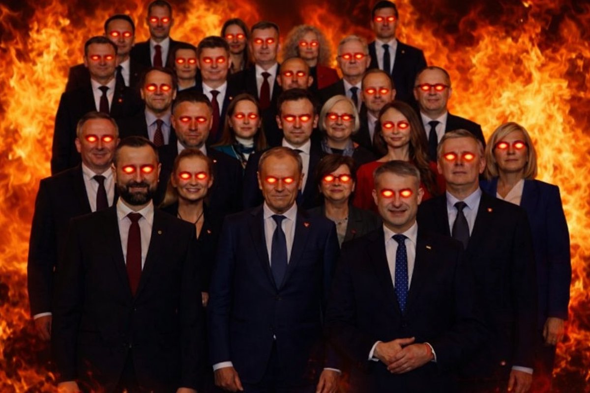 Tomasz_Rok's tweet photo. To Tusk i jego rząd, a raczej ta zbieranina antypolaków, zdrajców, przestępców, obcych agentów, chorych psychicznie wariatów, zielonych debili jest obecnie dla Polski i nas Polaków największym zagrożeniem. https://t.co/lvZ0rtO2Gi