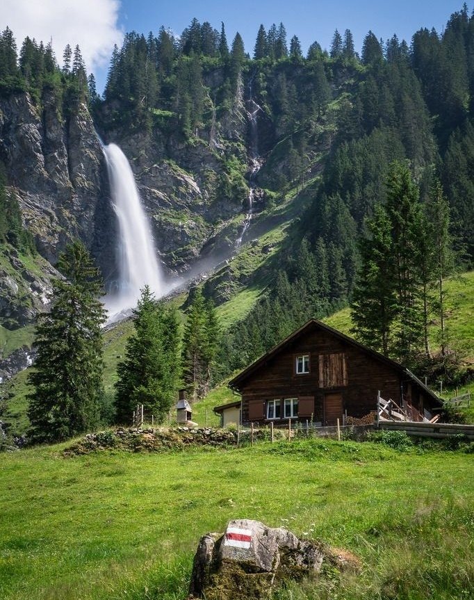 orbivelle's tweet photo. imagine waking up somewhere like this https://t.co/DWnd8tu4tQ