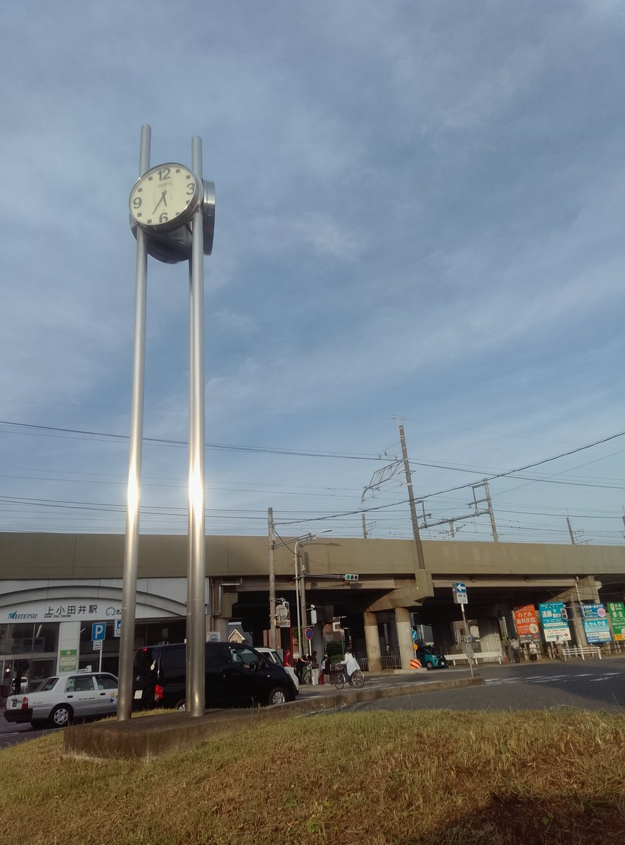 sutarina's tweet photo. マナー駅帰ってきたら草が刈られてた(* ॑꒳ ॑* ) https://t.co/hN3Vg5w86E