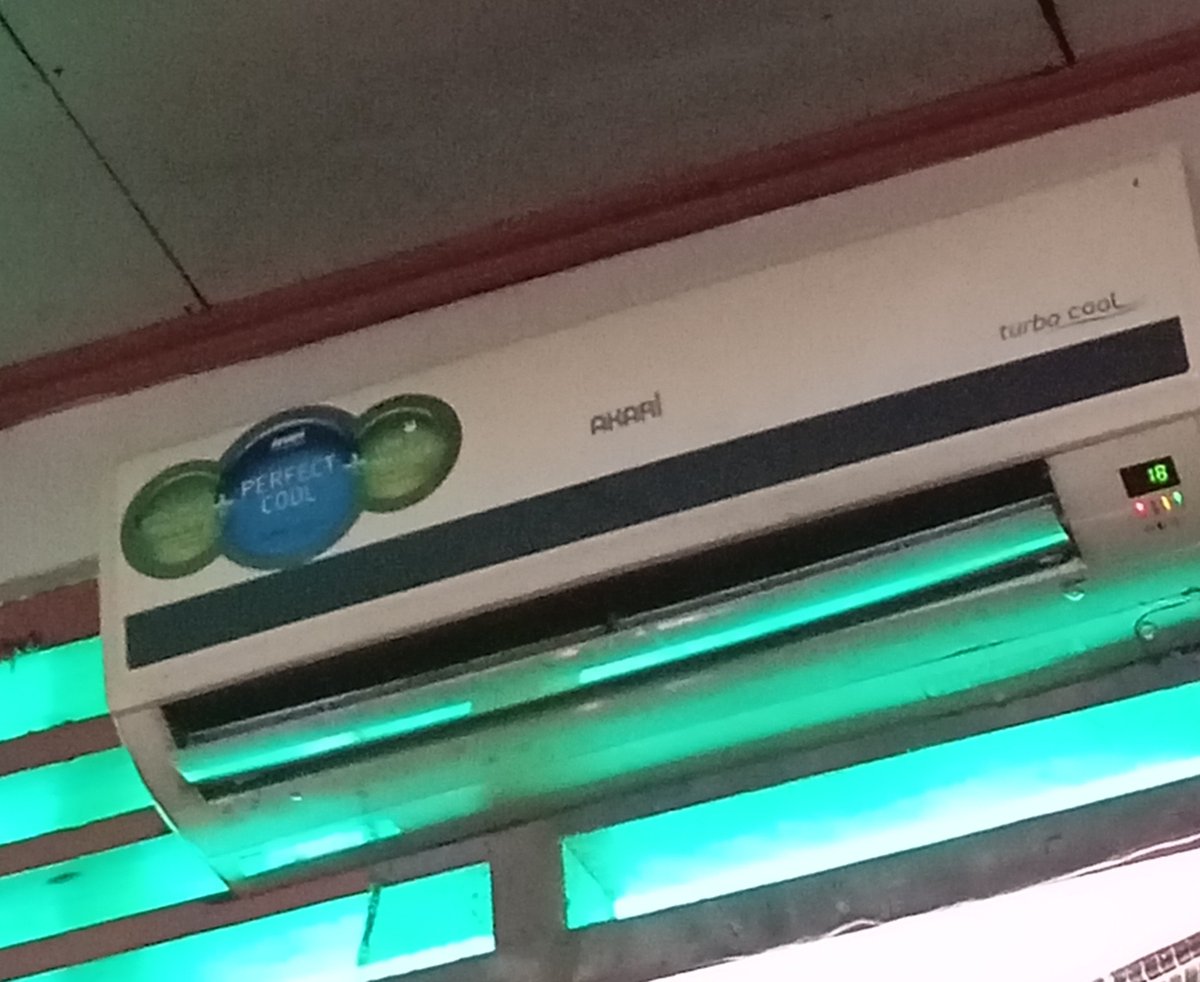 Haedorable6's tweet photo. @zharki2018 Budget 4jtan kak

Ini ac lamanya. Tp outdoornya dah beda merk kalo ga salah, waktu itu sempet diganti https://t.co/trpHFdXLCp