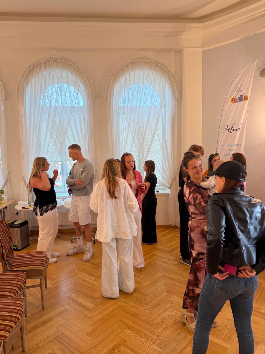 JelgavaLV's tweet photo. Augusta aktivitātes jauniešu centros. Plašāk: https://t.co/dainbzLBBr
#Jelgava #JelgavasPilseta https://t.co/Bg3LSBfidw
