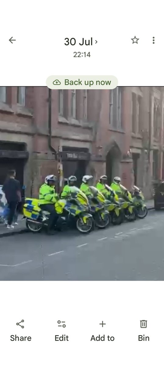 juneslater17's tweet photo. This is Ego Central
Aka No 10 North see the first comment on the thread for a breakdown of costs for this vanity circus https://t.co/WsTCaHsmGK