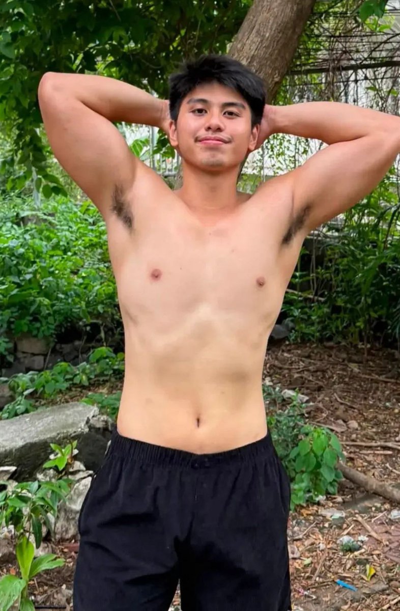mstrclyde9's tweet photo. More of Josh Evangelista. 

Sarap pangasin ng kilikili https://t.co/em039cSTCS