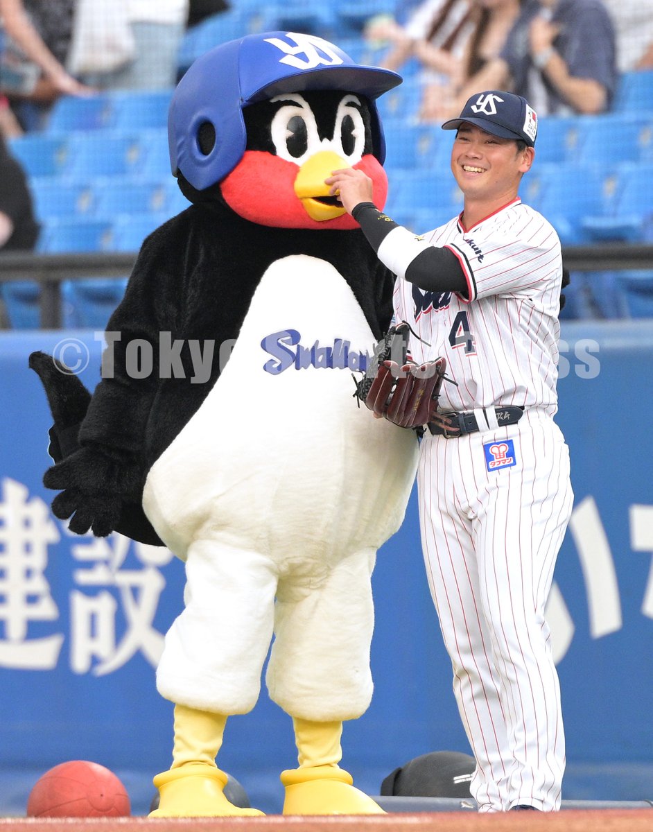 tospophoto's tweet photo. 【プロ野球】2026年7月31日
ヤクルト×阪神

＃丸山和郁 ＃つば九郎

＃swallows #ヤクルトスワローズ ＃東スポ https://t.co/9evBAyuUq2
