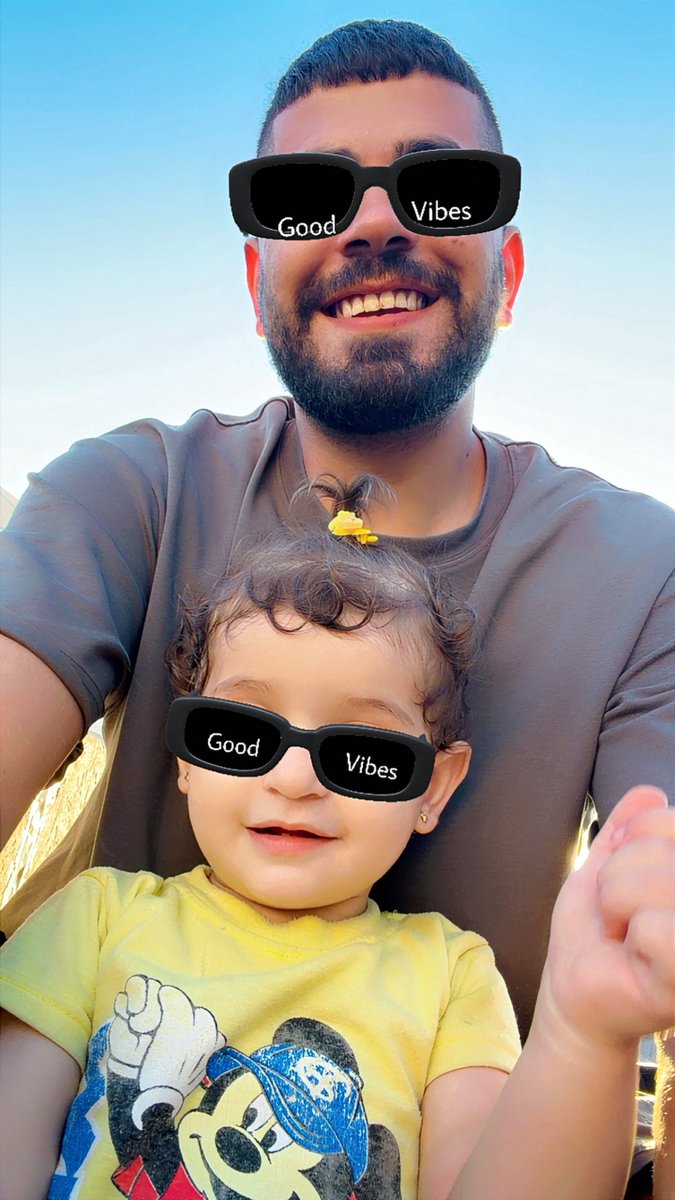 ahmadmaher_95's tweet photo. Misk and I are still alive in Gaza ☀️ https://t.co/HxNIqMSIl8