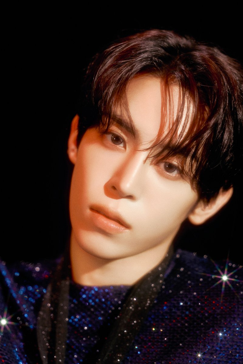 CUBE_NOWZ's tweet photo. NOWZ (나우즈) Digital Single [Achilles]  

Concept Photo 3
#현빈 #HYEONBIN 

🪩 2026. 08. 05. 6PM (KST) 

#NOWZ #나우즈 
#Achilles https://t.co/YbnYZxFgBC