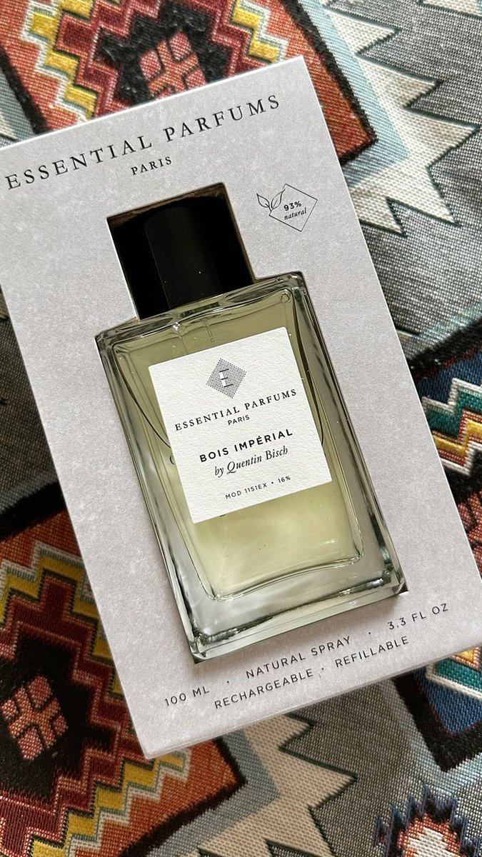 sofragrantperf's tweet photo. Bois Impérial by Essential Parfums 🌿

Fresh woods, refined elegance, and effortless sophistication.
A modern classic that stands out with every wear.

🏷️215,000

Nationwide Delivery

Kindly RT https://t.co/6H41HO9LKh