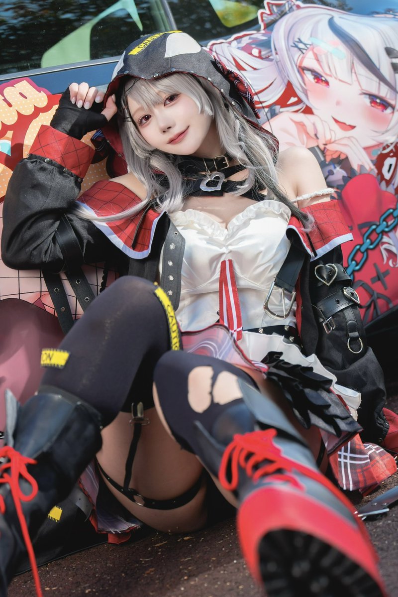amane_azusa's tweet photo. また牛丼さんと一緒に沙花叉併せできるの楽しみだ🖤
今度は地雷服沙花叉で^>𖥦<^ https://t.co/2kAP7nPsYS