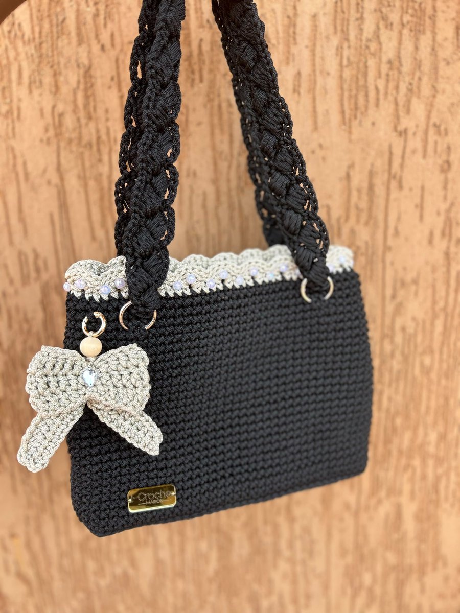 icroche5's tweet photo. Meet the perfect blend of crochet artistry, timeless style &amp; a touch of sparkle. 

 This beauty is made to turn heads and elevate every look. 

 Unapologetically elegant. https://t.co/qXzkXblgwY