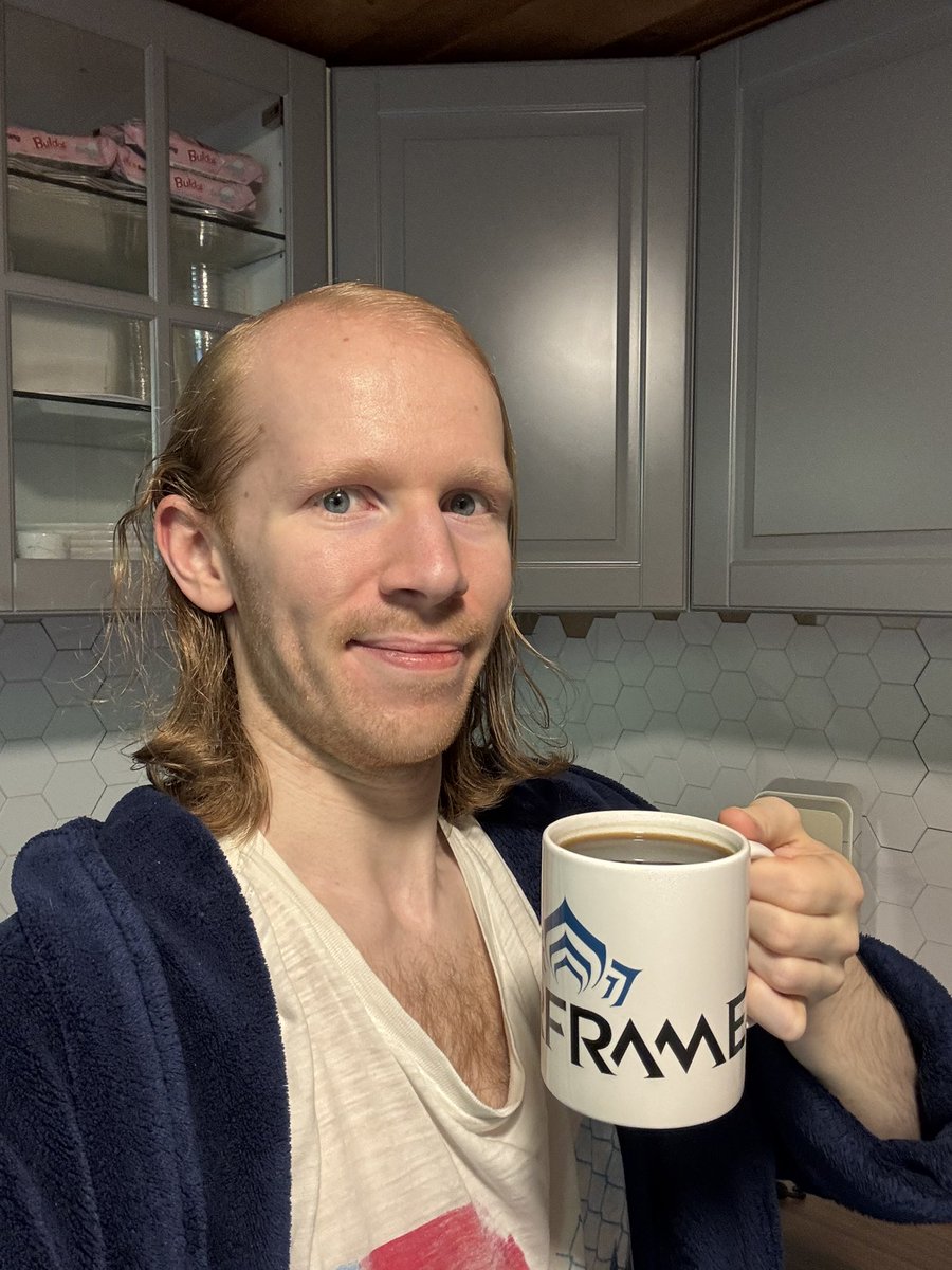 REALMASON9000's tweet photo. Coffee Friday 😃☕️ https://t.co/O0eEAt7OuN