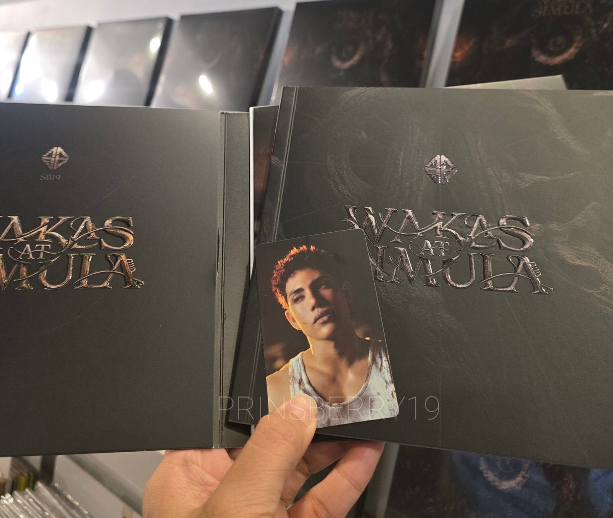 prinSBerry19's tweet photo. WaS Global Version CD Launch Day โจ๏ธ
#iWASfirst
@backspacerph
@sonymusicph
@SB19Official #SB19 https://t.co/d2tlGxW8Cb