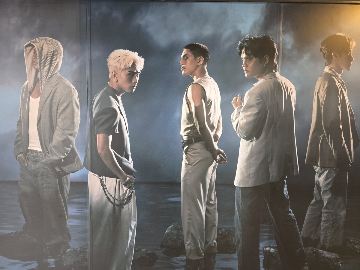 prinSBerry19's tweet photo. WaS Global Version CD Launch Day โจ๏ธ
#iWASfirst
@backspacerph
@sonymusicph
@SB19Official #SB19 https://t.co/d2tlGxW8Cb