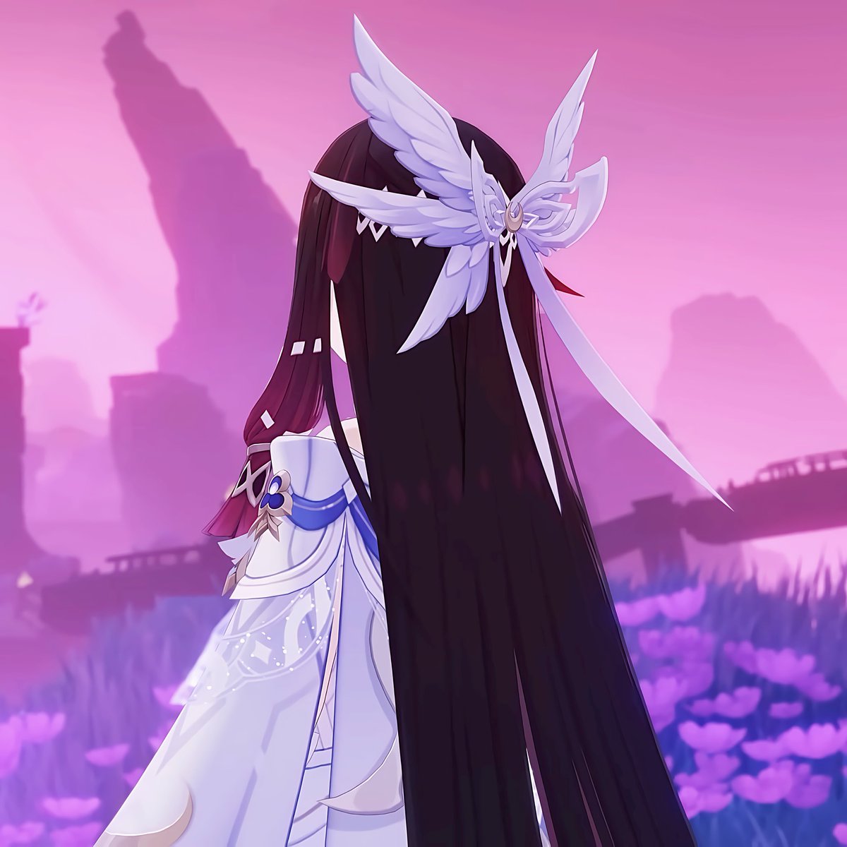 moonlitdamsel's tweet photo. ❝I'm Columbina, Columbina Hyposelenia. It's nice to meet you Evanescia. As for me, I originally came from Nod-Krai but I'm simply wandering around until I came across this city. I suppose you can think of me as a traveler.❞

#𝓨𝐀𝐍𝐀𝐆𝐈 https://t.co/cKbRfR3PEP
