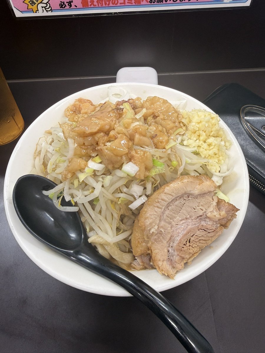 rarirurerodaaaa's tweet photo. しあわせっすね https://t.co/4BtlcRQ6t7