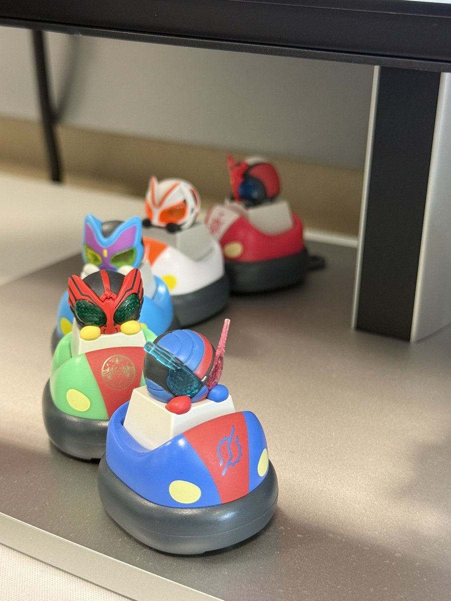 machhspeed's tweet photo. belated but i think someone asked to see what the bumper cars would look like as a train :D https://t.co/06RD2GD4Ge