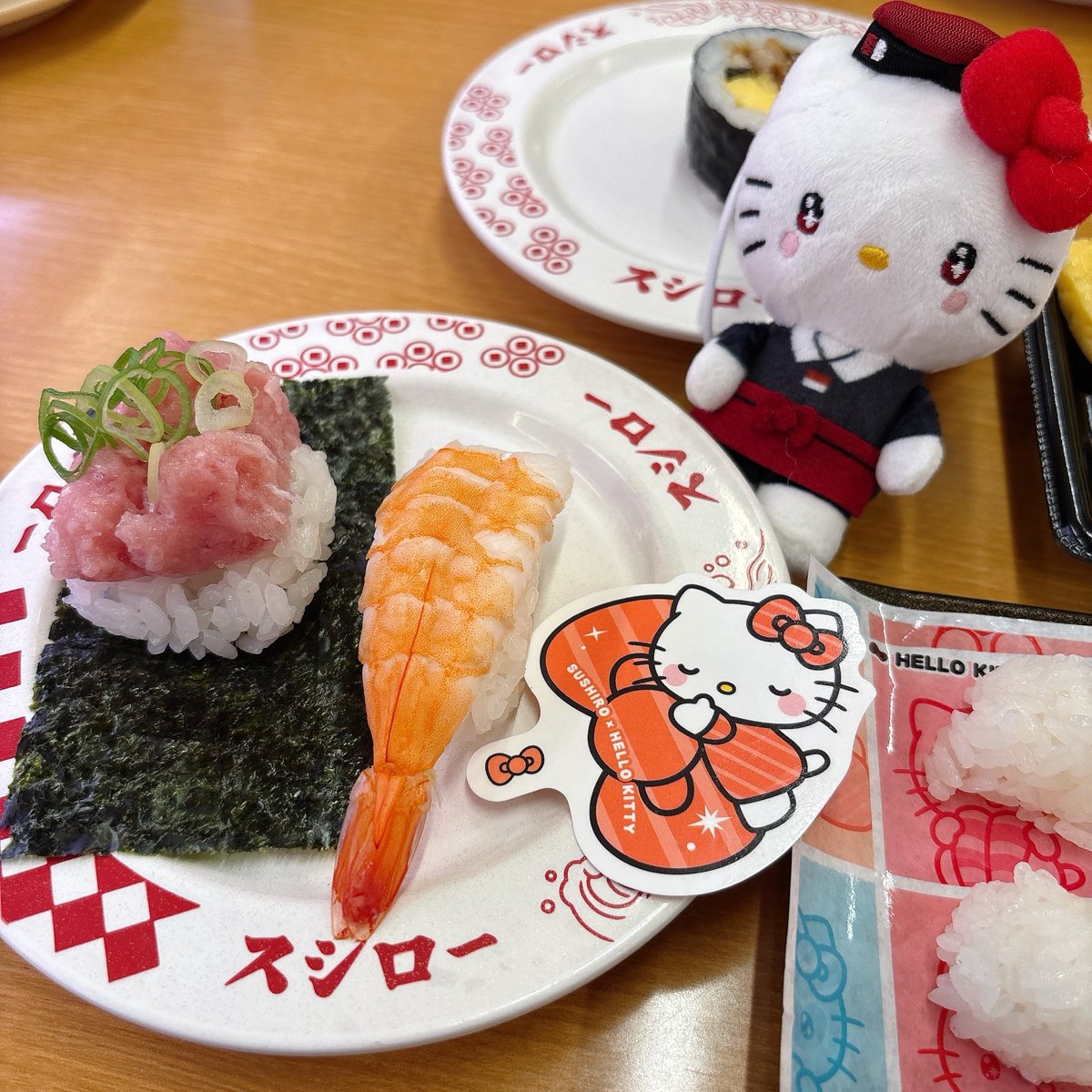 a84078274's tweet photo. 昨日の夜ごはん🍣❣️
ポーチはかわいいんだけど、マスコットはできたらシークレットじゃないやつが欲しかったなー💦 https://t.co/NwMVBYEYZt