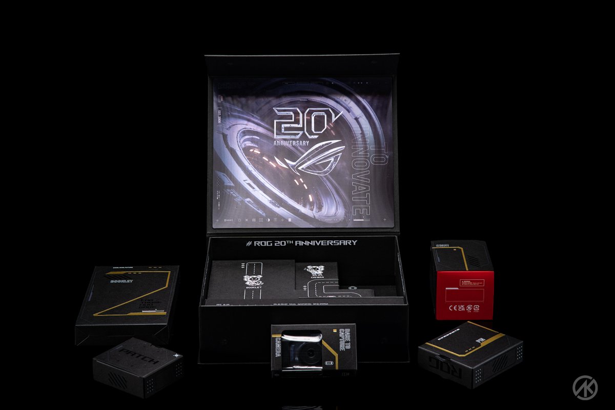 AKModTW's tweet photo. @ASUS_ROG
ROG 20th Anniversary Commemorative Gift Box
#ROG20th
#AKMod https://t.co/sBwtFtgFk6