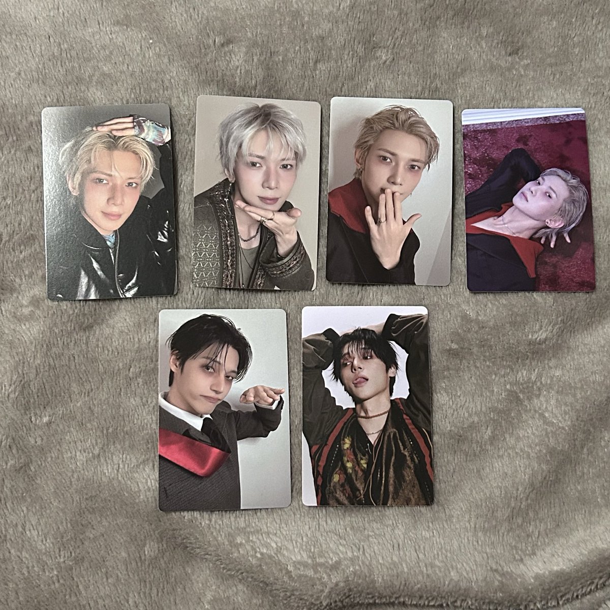 so_n__y's tweet photo. ATEEZ GOLDENHOUR:Part5 ゴルアワ
POCAALBUM ユニットフォトカード特典 ラキドロ

譲　ホンジュン、ソンファ、サン、ヨサン、ウヨン、ジョンホ
 
求　画像ミンギ
       (異種交換🙆🏻、被り🙅🏻)

🍀郵送orペンミ手渡し(全日程居ます)
お気軽にお声掛けください

#ATEEZ交換 https://t.co/wC86OO9aGU