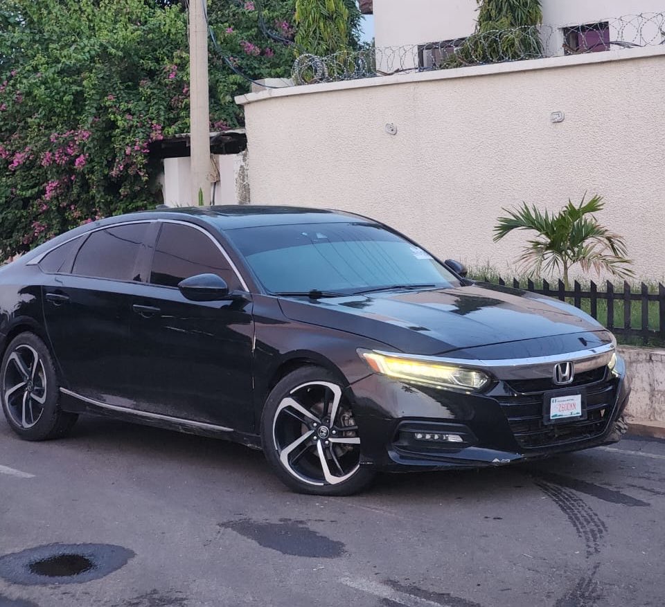 YKMERCHANDISE's tweet photo. *EXTREMELY CLEAN USED HONDA ACCORD 2018 WITH EVERYTHING WORKING 
JUST FOR 12.5m 

kano state
WhatsApp link: https://t.co/e26GTBkr5S
📞: 08101754525 https://t.co/gSDR0dFwiY