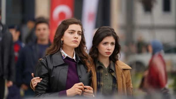 elif49874170959's tweet photo. Esdilciler sadece esdil orelciler sadece orel isfadcılarda sadece isfad yazılsın istiyor. sadece çift odaklı değilde  Adil esme eleni üçlüsünü, fadime eleninin hala yiğen ilişkisini, oruçla isonun kardeşliğini, hatta fadime esme gelin görümce tatlı kavgalarını izlemek istiyorum https://t.co/tSbbQzswY8