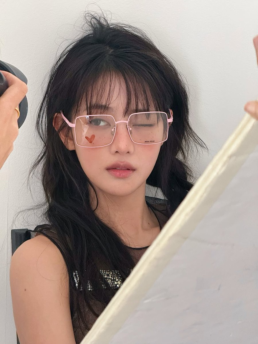 minniepic_'s tweet photo. BARBIE DOLL https://t.co/RUqENEAnX4
