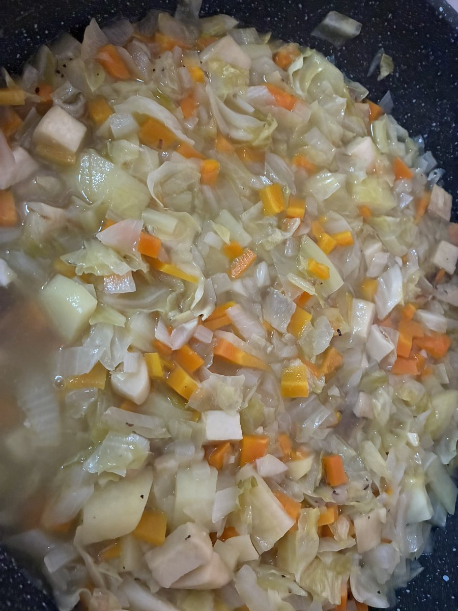 567oq's tweet photo. 野菜スープ https://t.co/NbvVwdjjol