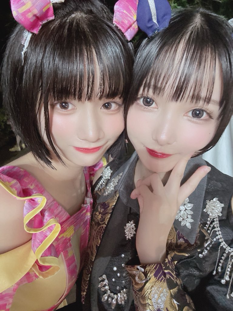 DANTHEMMEISA's tweet photo. #デビワシ  ありがとうございました😭！！
INUWASIさんと練習から本番まで一緒に過ごさせていただけて、本当に幸せな時間でした✨ライブで一緒に盛り上がってくださったみなさんも、本当にありがとうございます！！
そして、INUWASIさんのがるむさん、はのんまゆさん、ライカさんとお写真撮っていただきました🫶！！うれしぃーーー！！