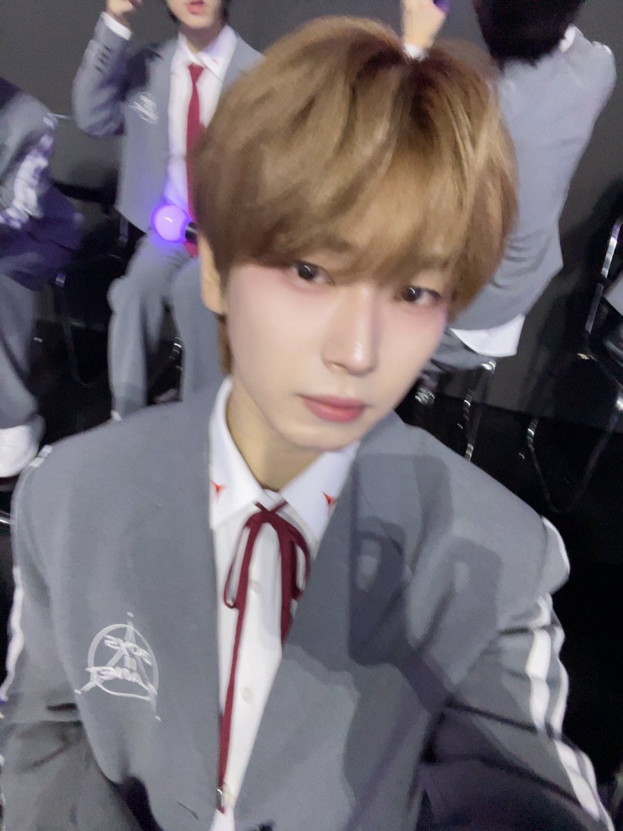 chae_ssack's tweet photo. 센 너무 보고시퍼..
오랜만에 보플시절 센을 꺼내보아요오~♡ https://t.co/YBwQD91X1k